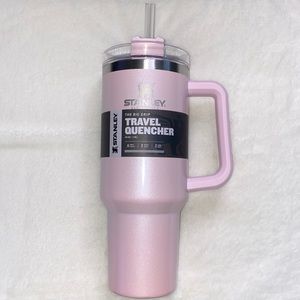*NEW IN BOX* Stanley Quencher 40oz Tumbler - Parfait Pearlescent